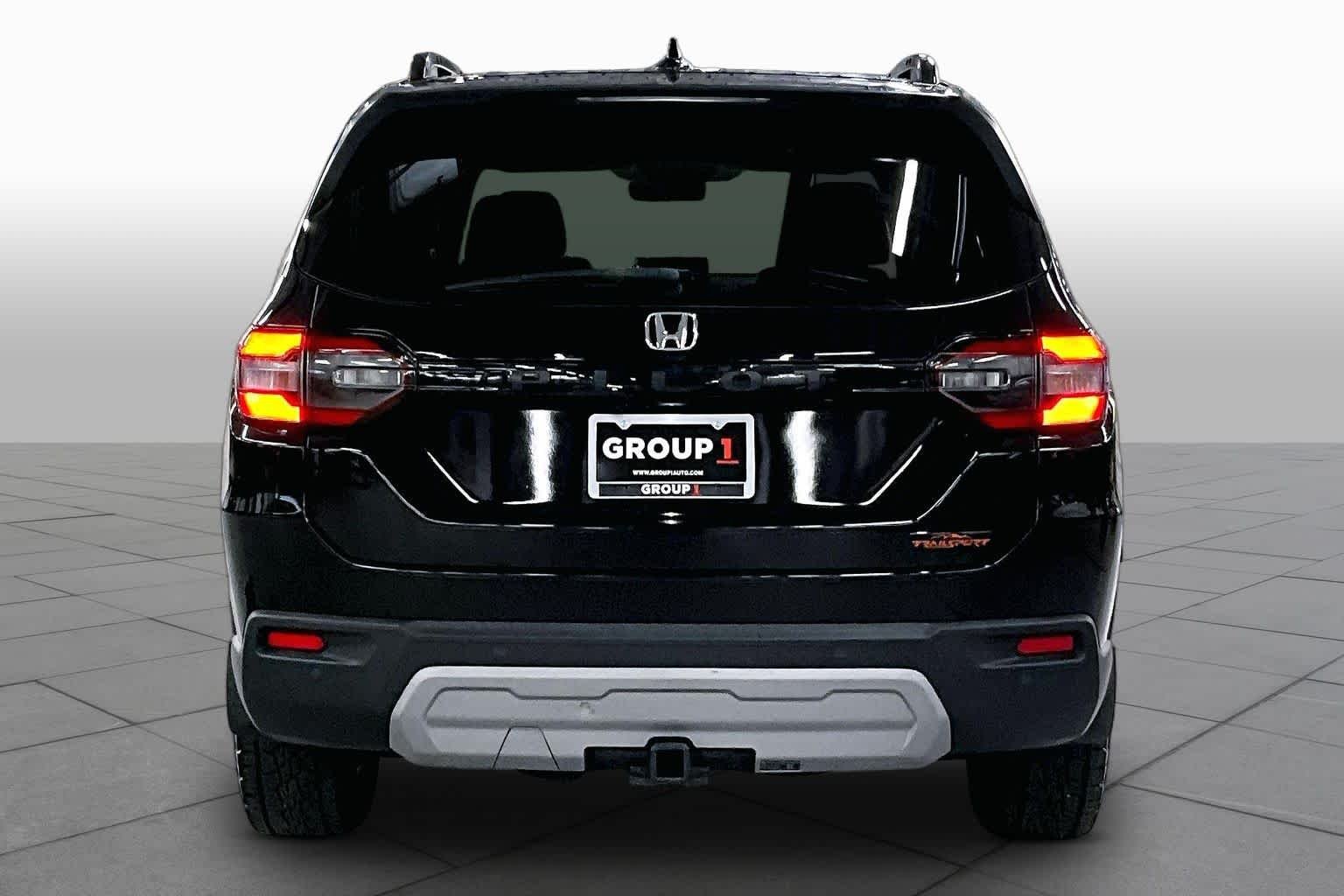 Used 2025 Crystal Black Pearl Honda TrailSport image 4