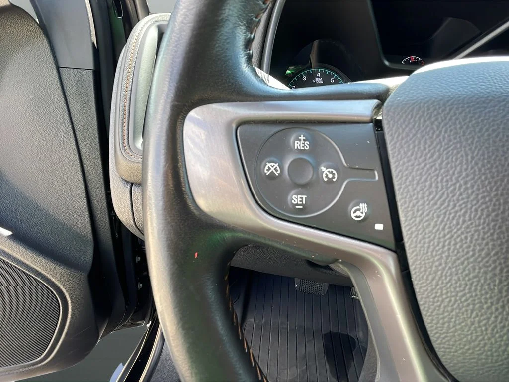 Used 2021 Black GMC AT4 w/Cloth image 9