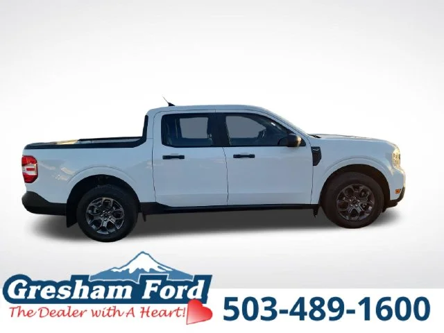 Used 2024 Oxford White Ford XLT image 12