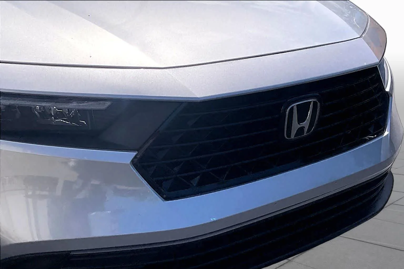 Used 2024 Solar Silver Metallic Honda Sport image 32