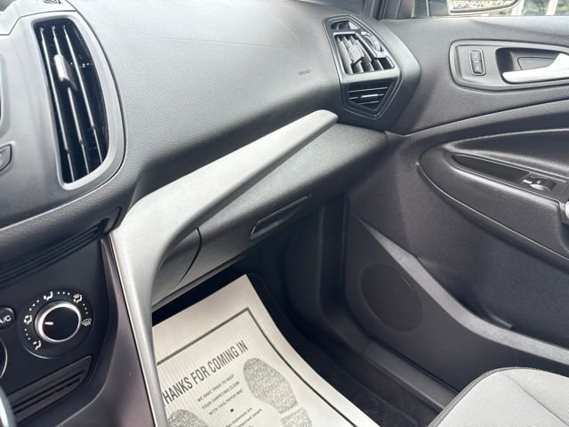 Used 2014 Silver Ford SE image 28