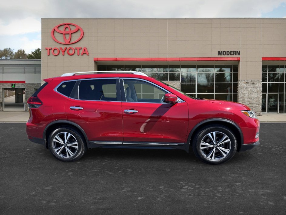 Used 2017 Palatial Ruby Nissan SL image 4