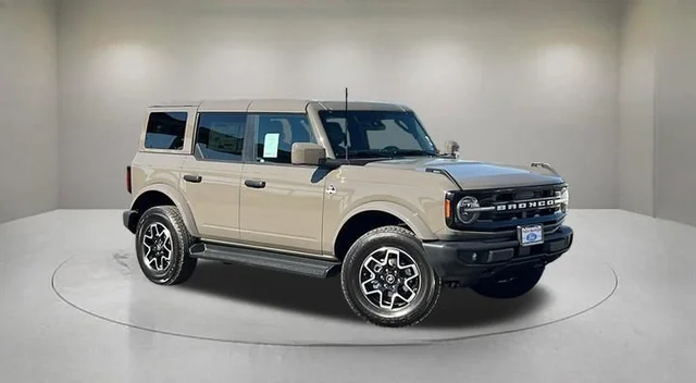 2026 Ford Bronco Outer Banks®