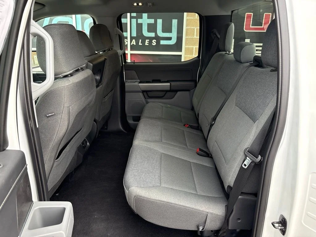 Used 2025 White Ford XLT image 13
