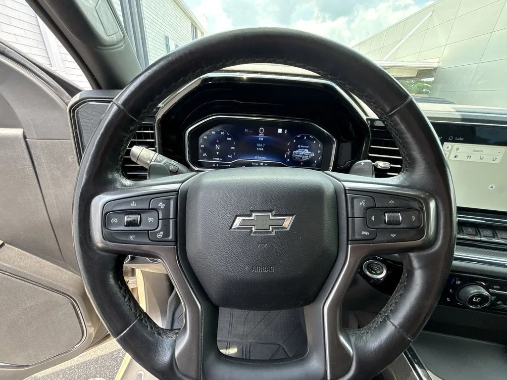 Used 2022 Beige Chevrolet ZR2 image 11