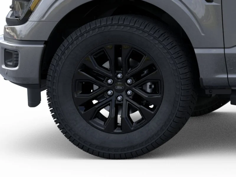 New 2026 Carbonized Gray Metallic Ford XLT image 19
