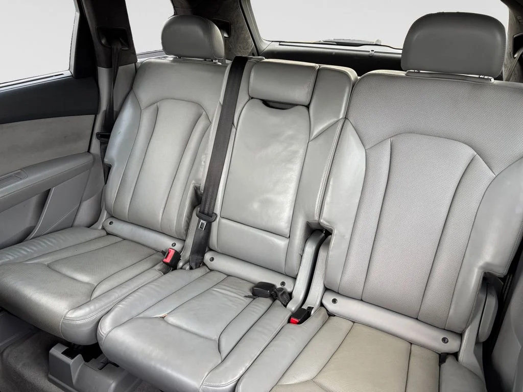 Used 2018 Gray Audi 3.0T Prestige image 13