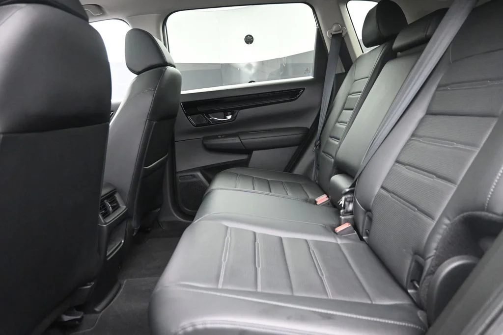 Used 2023 Silver Honda EX-L image 15