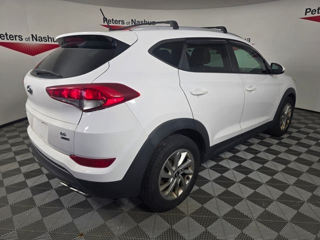 Used 2016 White Hyundai Eco image 5
