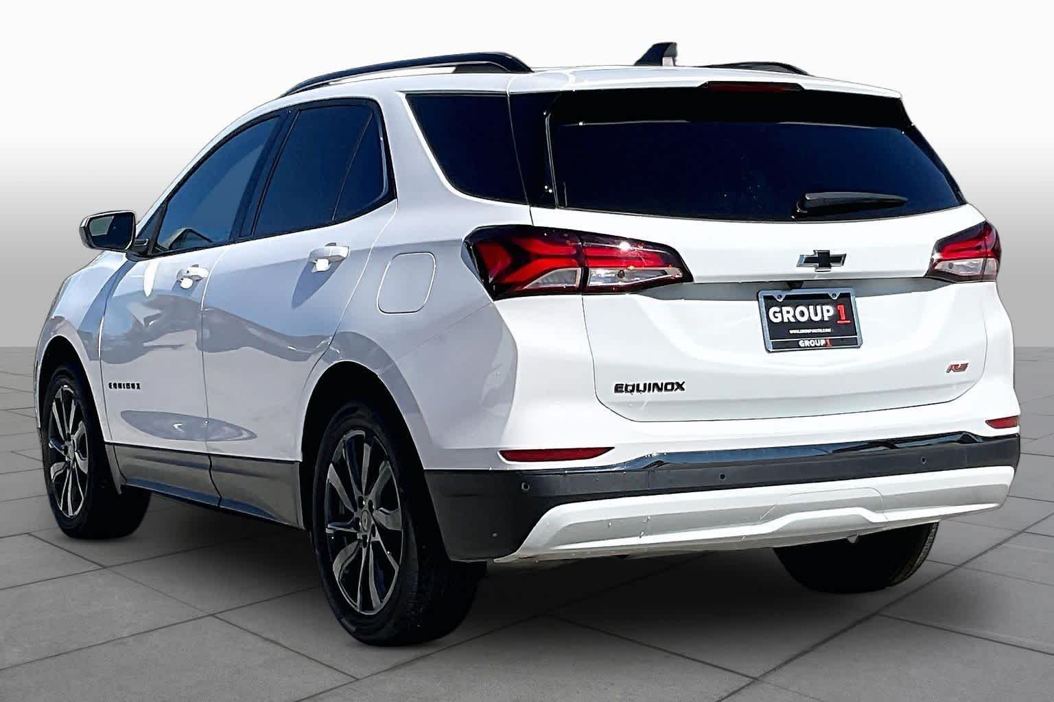 Used 2023 Summit White Chevrolet RS image 12