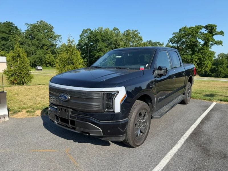 Used 2022 Ford F-150 Lightning Lariat with VIN 1FTVW1EL3NWG15420 for sale in Willow Street, PA