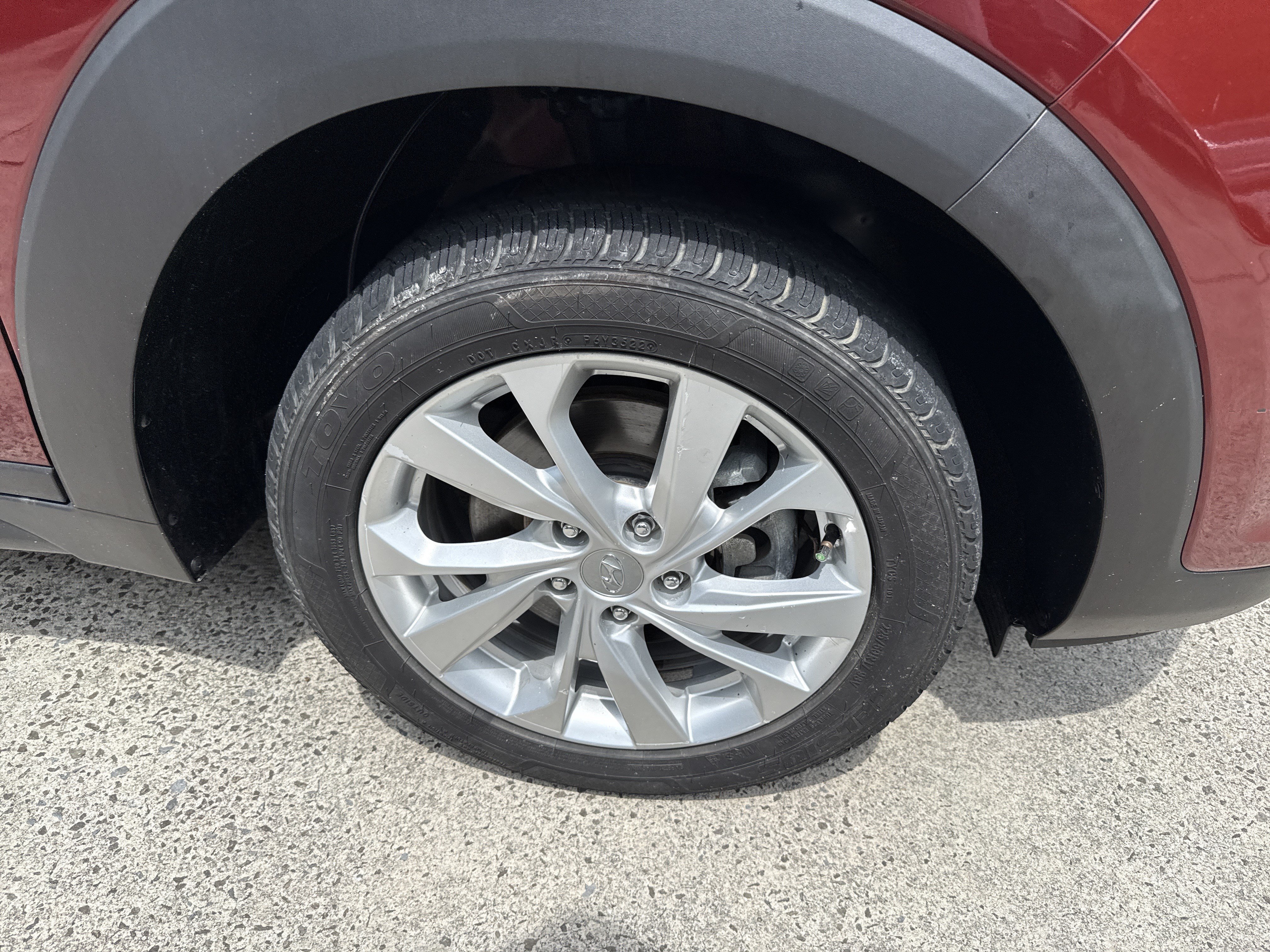 Used 2019 Gemstone Red Hyundai SE image 12
