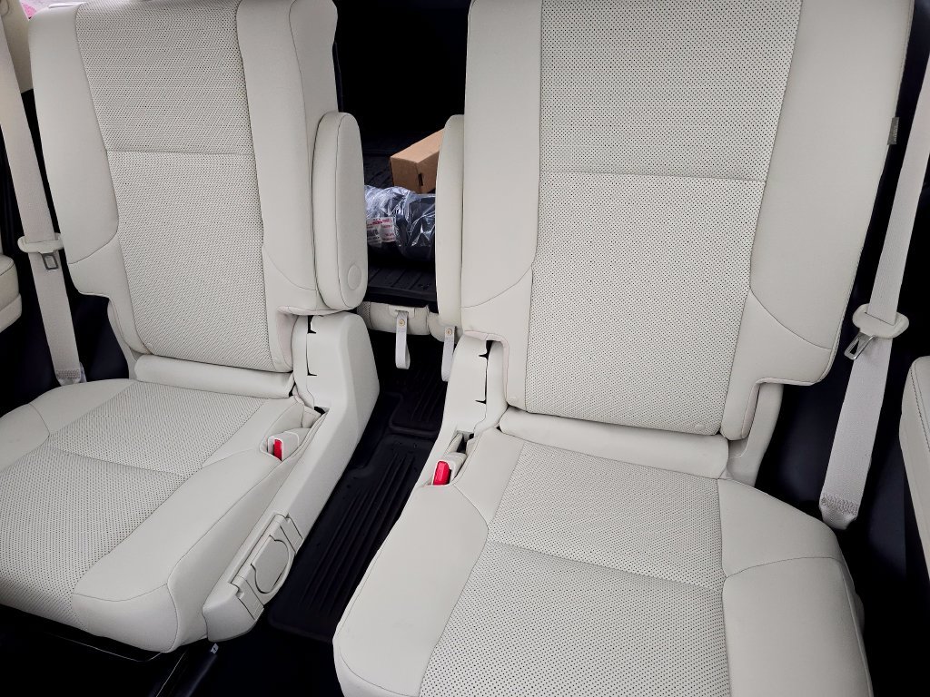 Used 2023 Gray Lexus 460 image 19