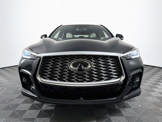2022 INFINITI QX55 Essential - Photo 11