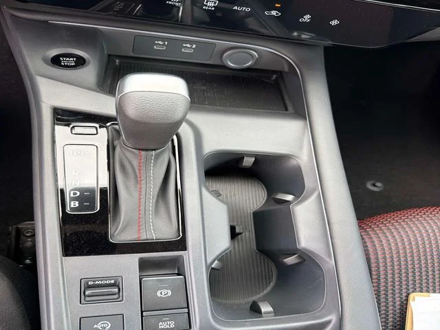 New 2026 Atlantic Gray Metallic / Super Black Two-tone Nissan SR image 24