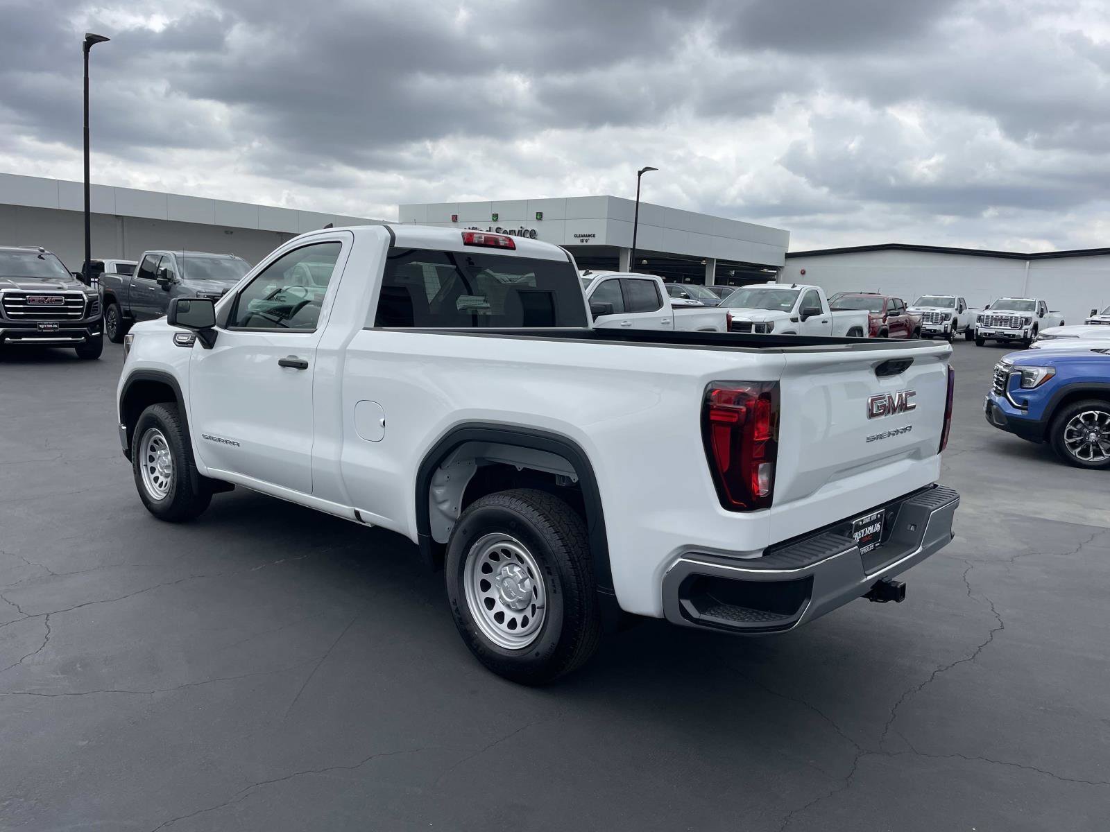 2026 GMC Sierra 1500 Pro - Photo 7