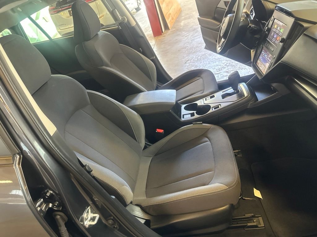 Used 2024 Gray Subaru Base image 34