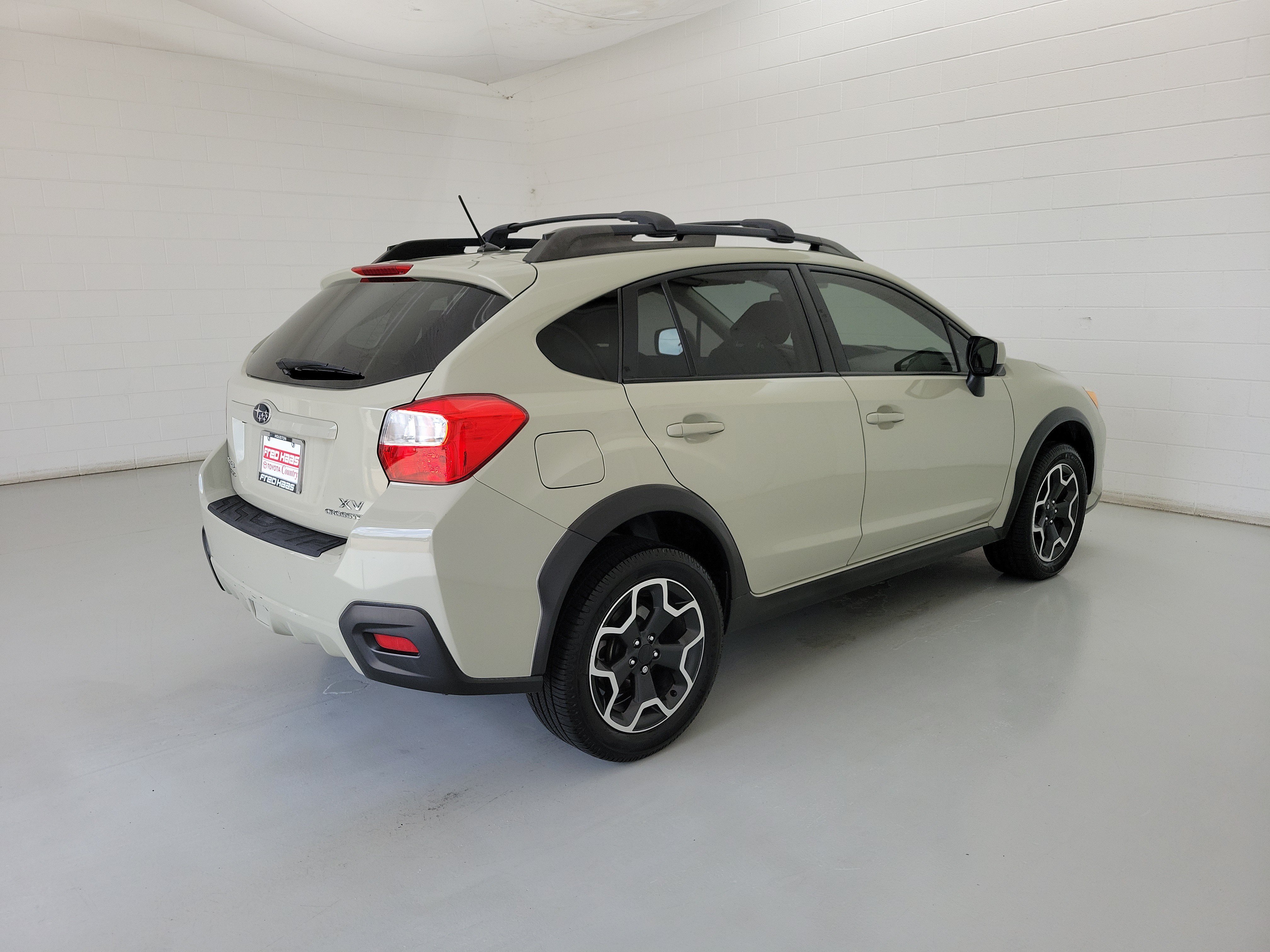 Used 2014 Desert Khaki Subaru 2.0i Limited image 5