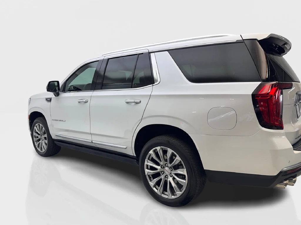 Used 2024 White GMC Denali image 16