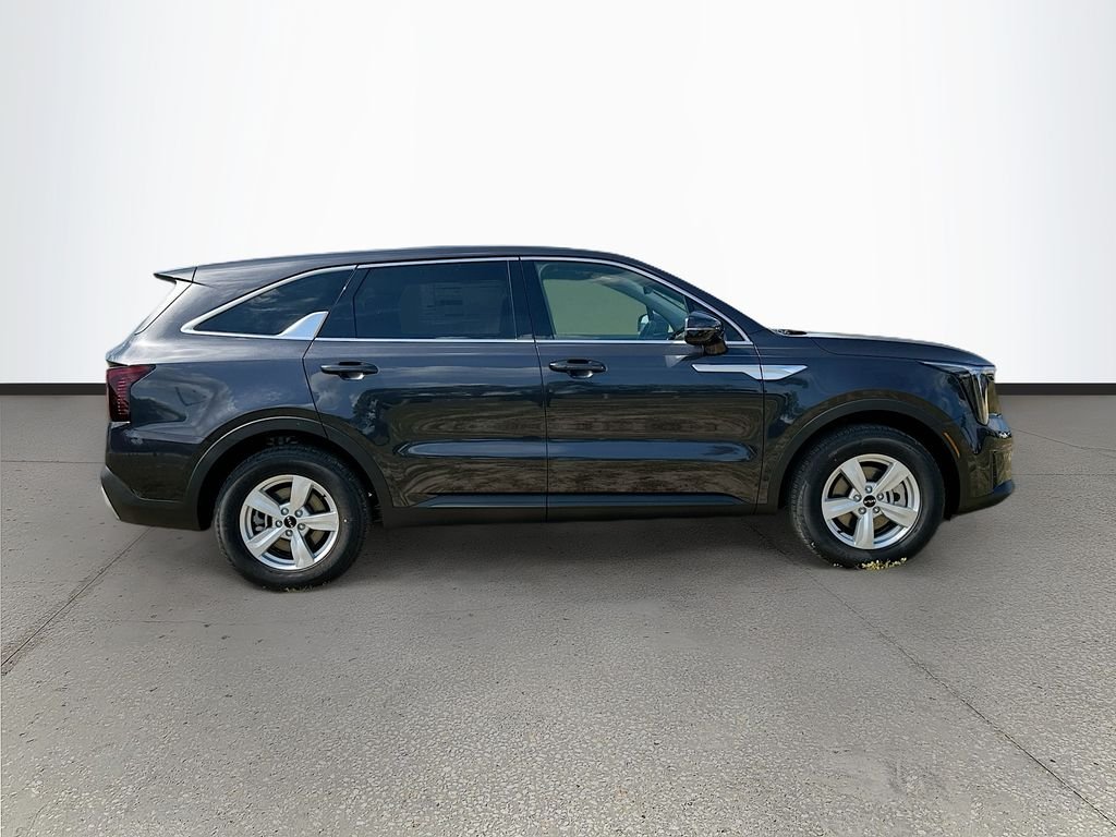 2026 Kia Sorento LX - Photo 8