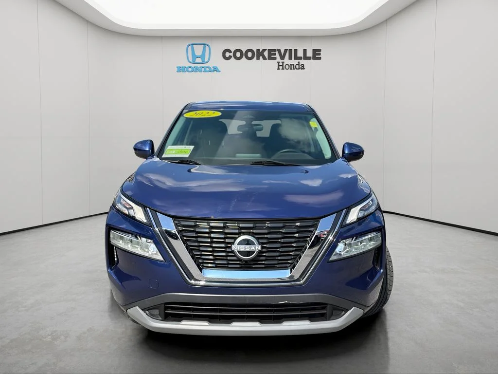 Used 2022 Caspian Blue Metallic Nissan SV image 4