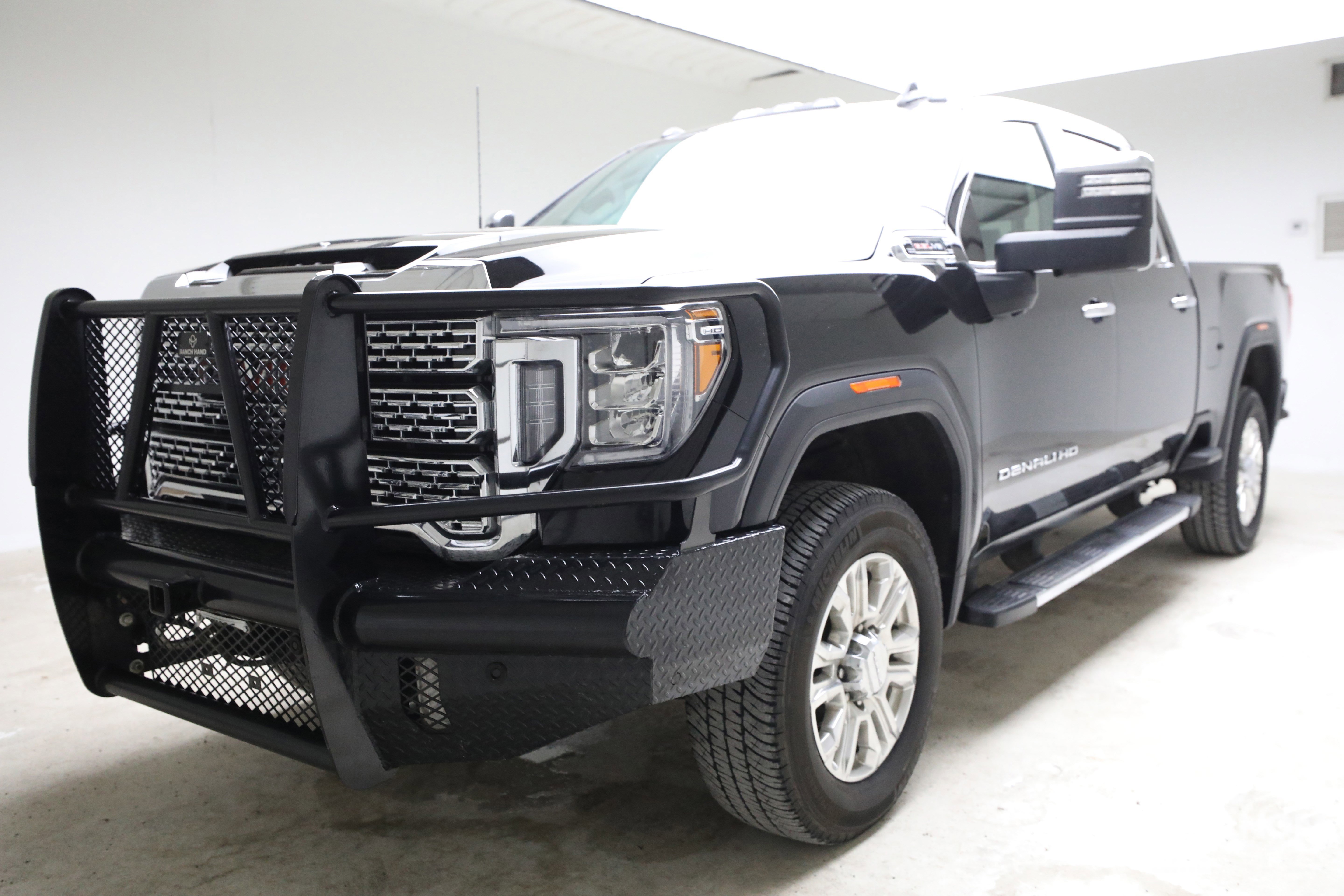 2021 GMC Sierra 4WD Crew Cab Standard Box Denali's photo