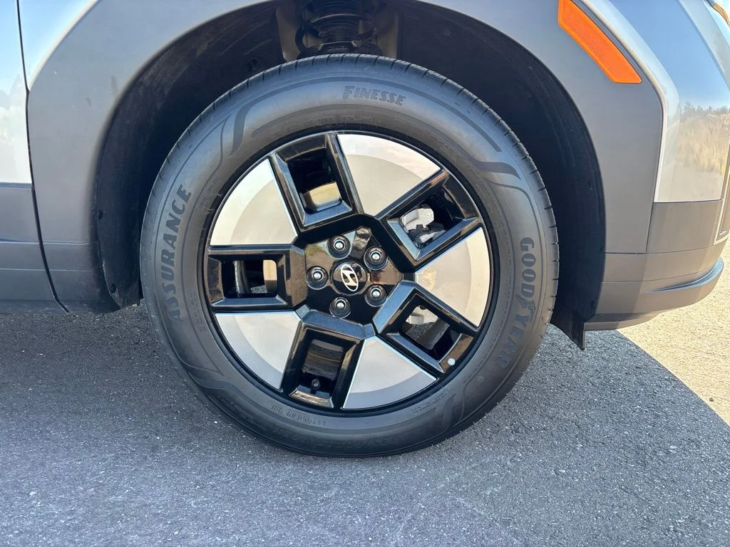 Certified Used 2026 Silver Hyundai SEL image 32