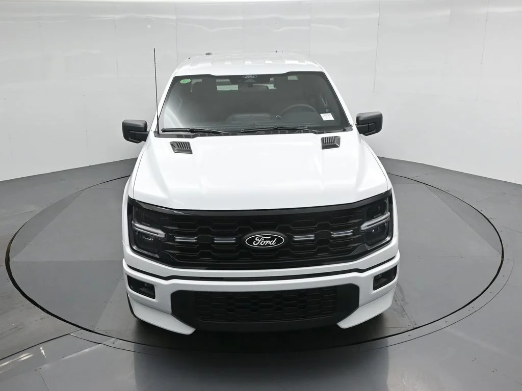 New 2026 Oxford White Ford STX image 31