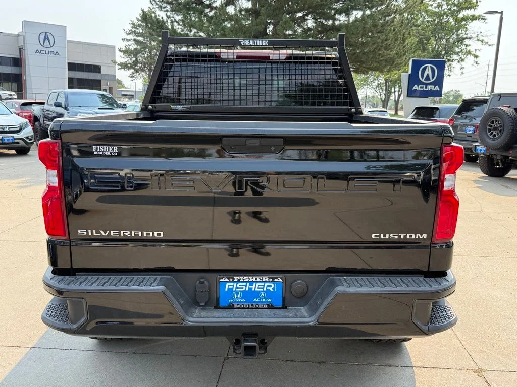 Used 2022 Black Chevrolet Custom image 5
