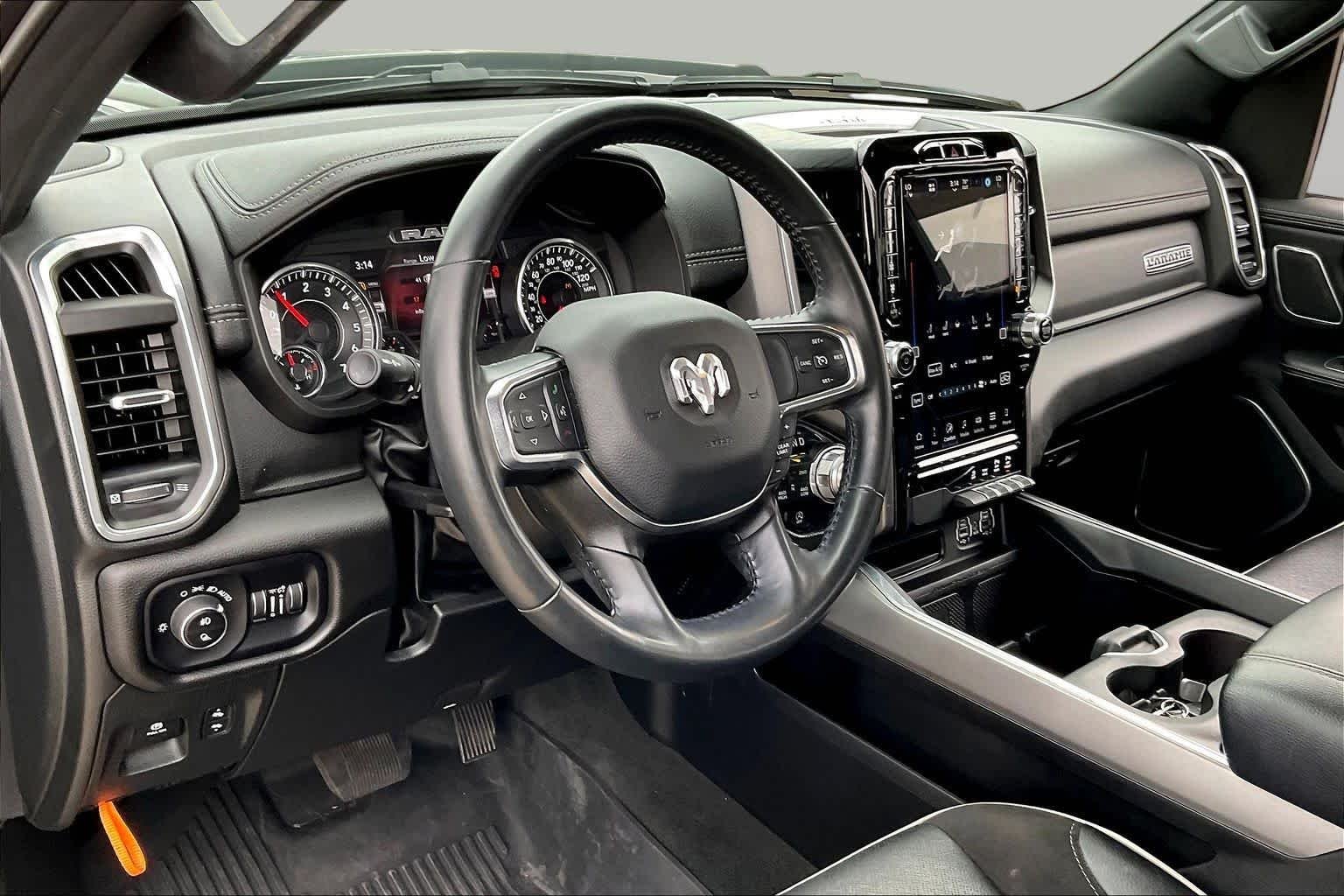 Used 2023 Granite Crystal Metallic Clearcoat Ram Laramie image 17