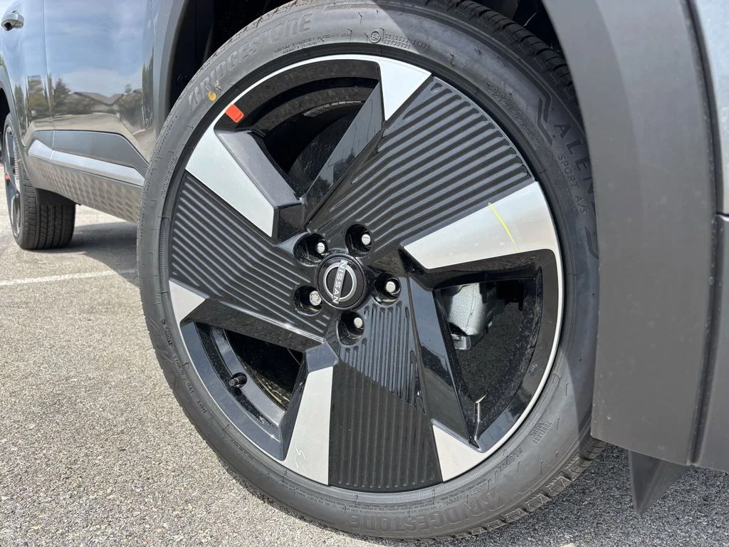 New 2026 Gun Metallic Nissan SR image 9