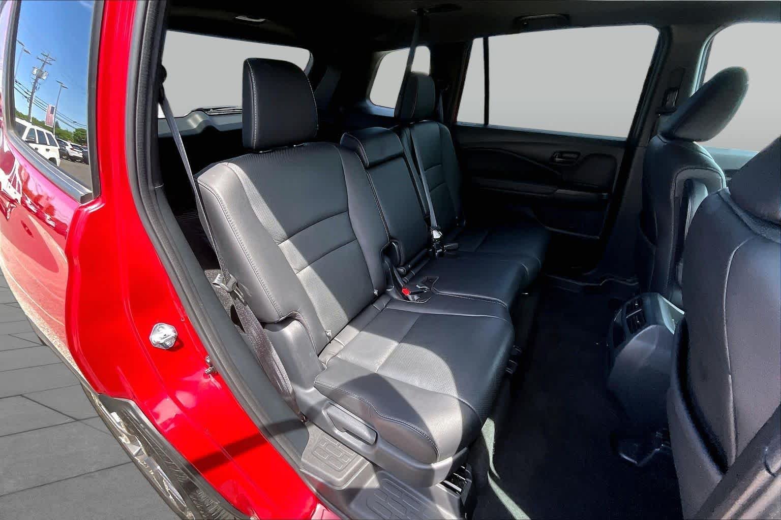 2023 Honda Passport EX-L - Photo 19