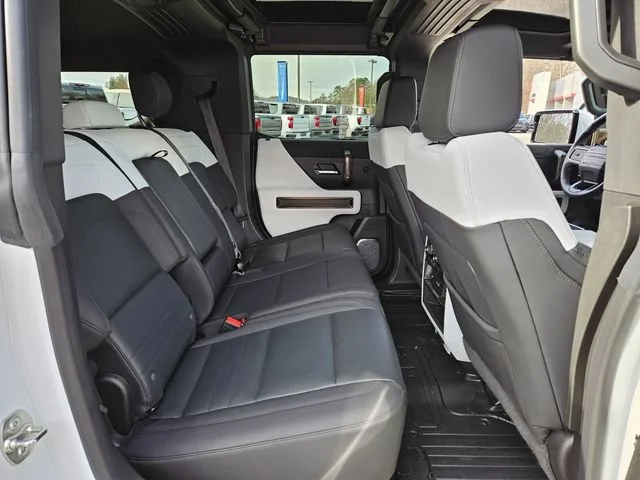 2024 GMC HUMMER EV 3X - Photo 24