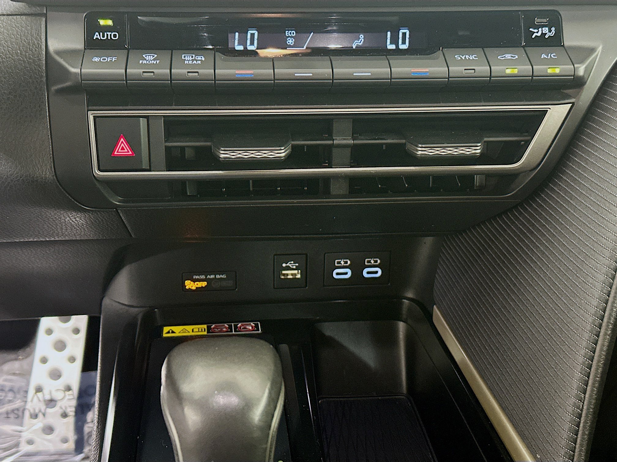 Certified Used 2025 Heavy Metal Toyota SE image 23