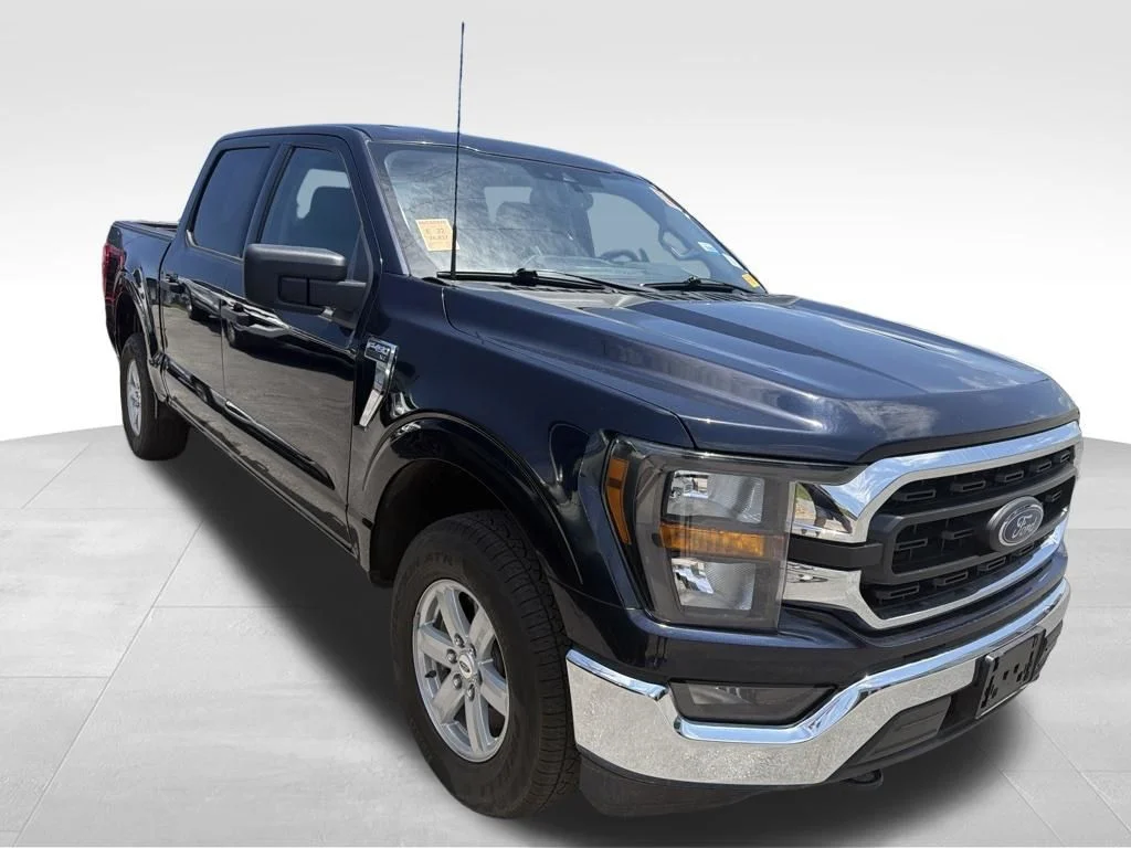 Used 2023 Blue Ford XL image 17