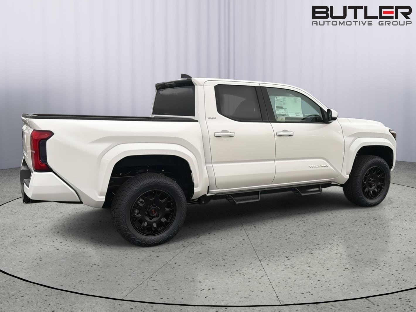 New 2026 Ice Cap Toyota SR5 image 7
