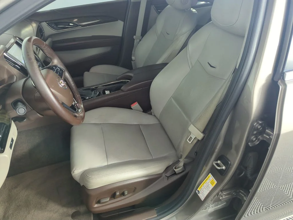 Used 2014 Gray Cadillac 2.5L Luxury image 11