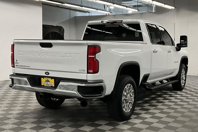 2025 Chevrolet Silverado 2500HD LTZ - Photo 13