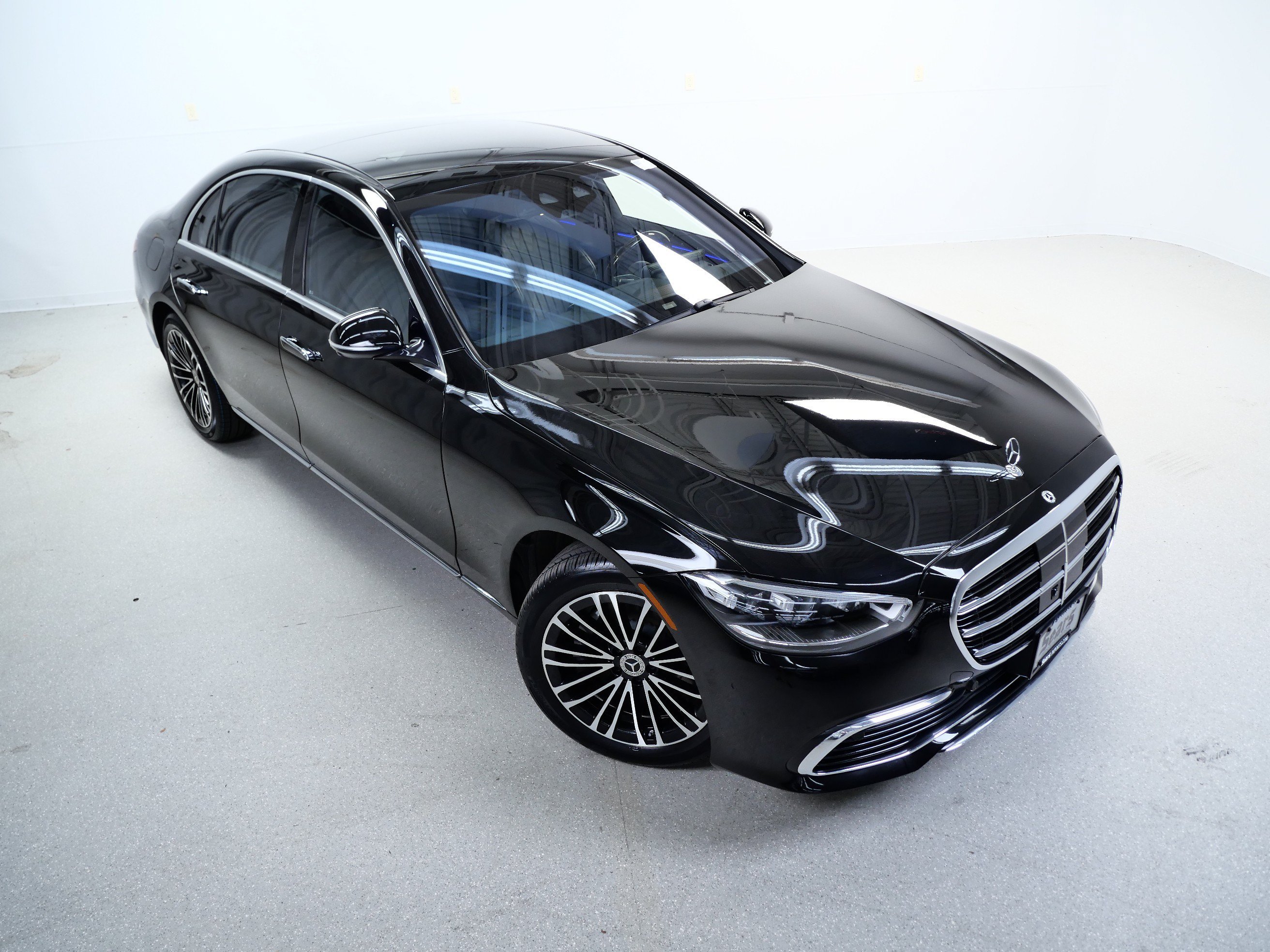 Certified Used 2023 Black Mercedes-Benz S 500 image 4