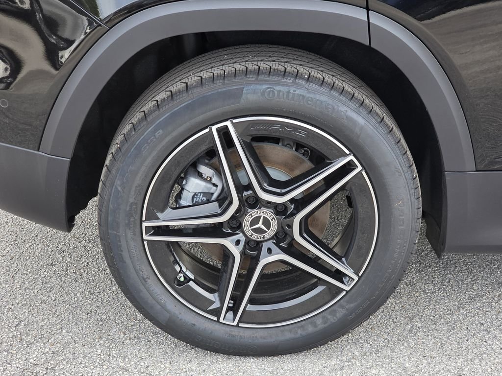 New 2026 Night Black Mercedes-Benz GLB 250 image 7