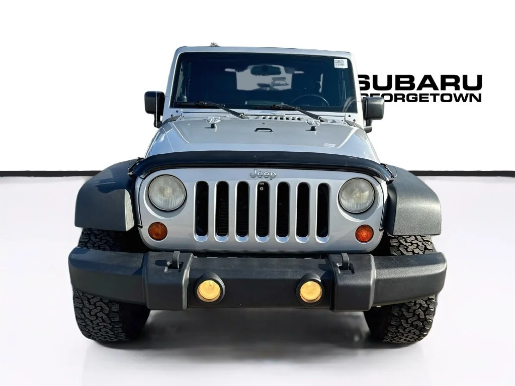 Used 2007 Silver Jeep X image 2