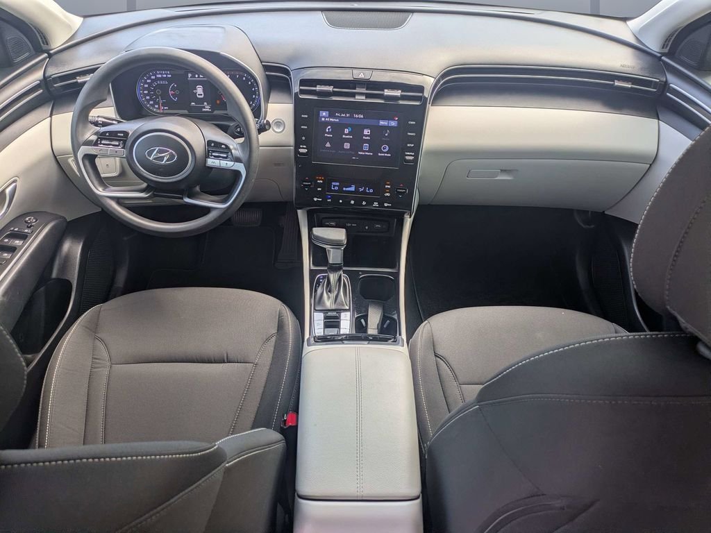 Used 2024 Black Hyundai SEL image 16