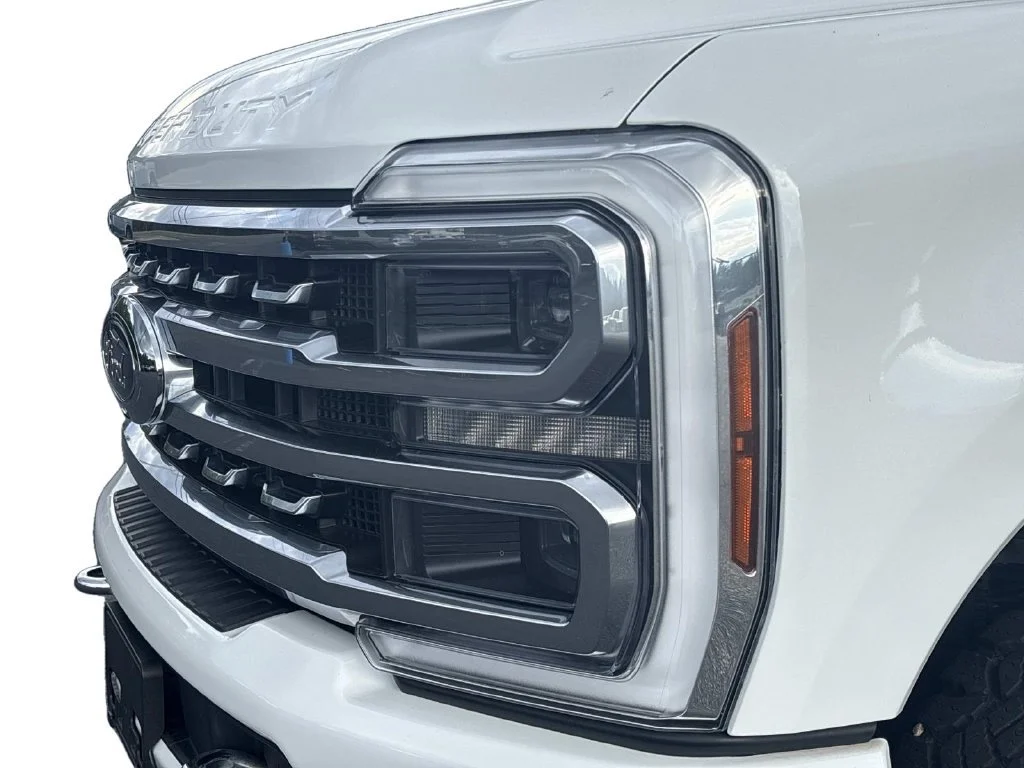 Used 2024 Star White Metall Ford XL image 9