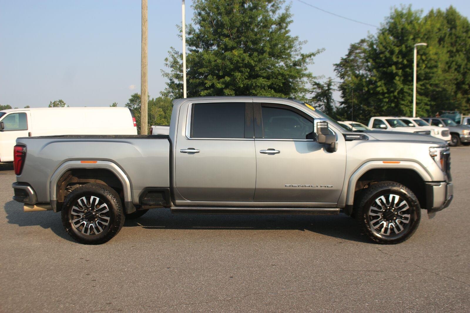 Used 2024 Sterling Metallic GMC Denali Ultimate image 8