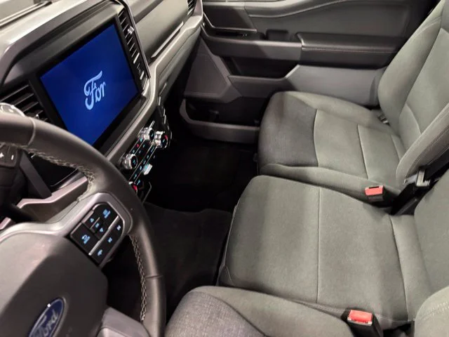 Used 2025 Black Ford XLT image 17