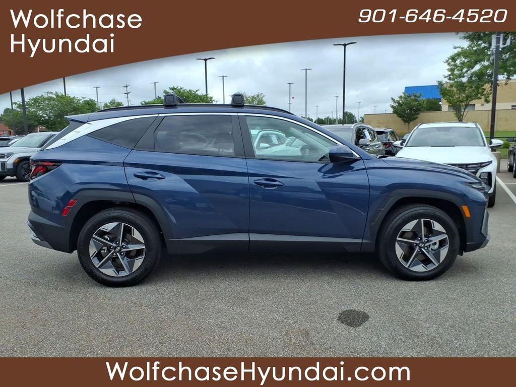 New 2026 Blue Hyundai SEL FWD image 6