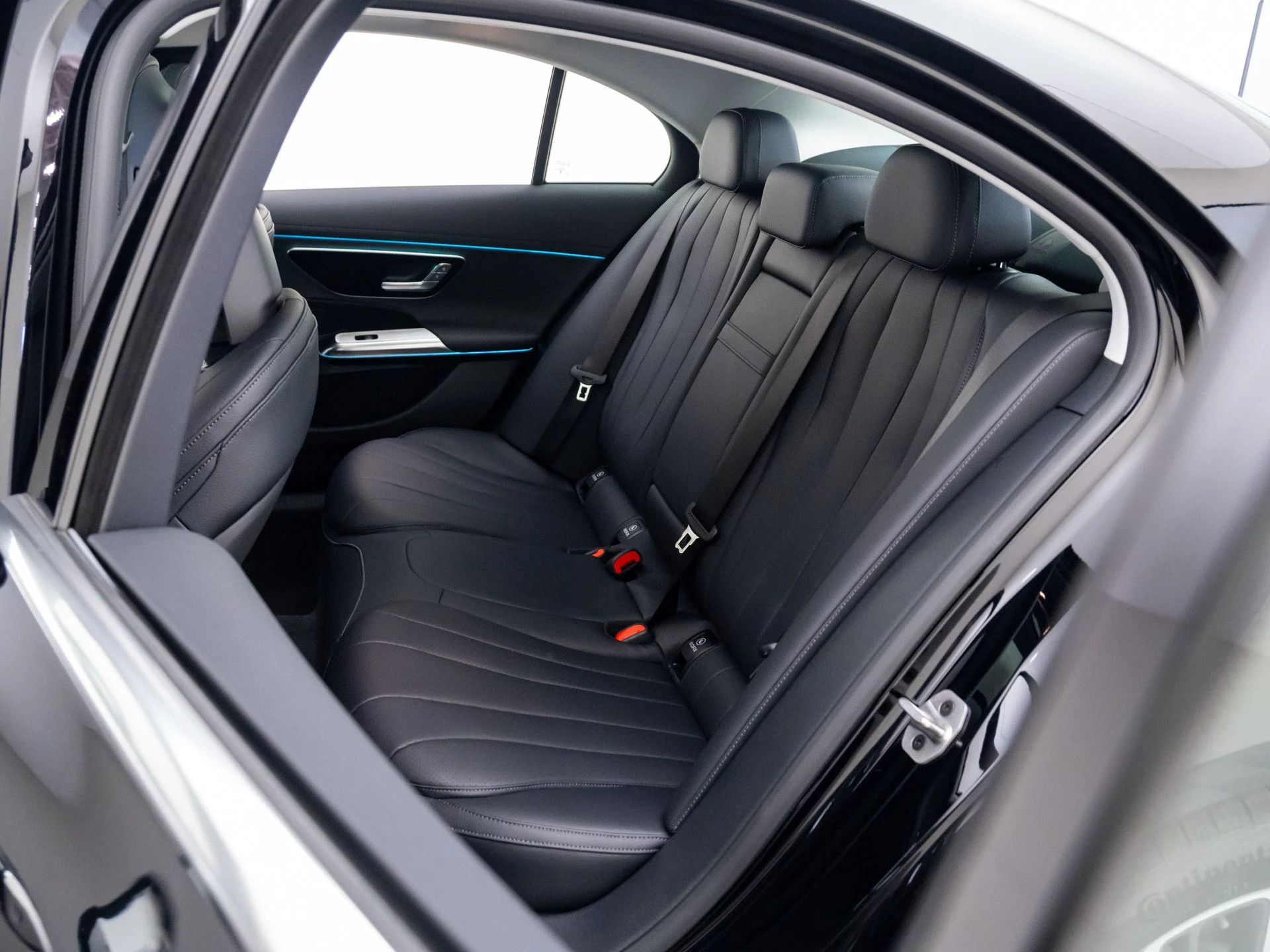 New 2026 Black Mercedes-Benz E 350 image 18