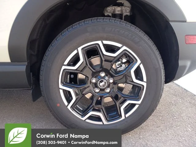 New 2025 Desert Sand Ford Outer Banks® image 32
