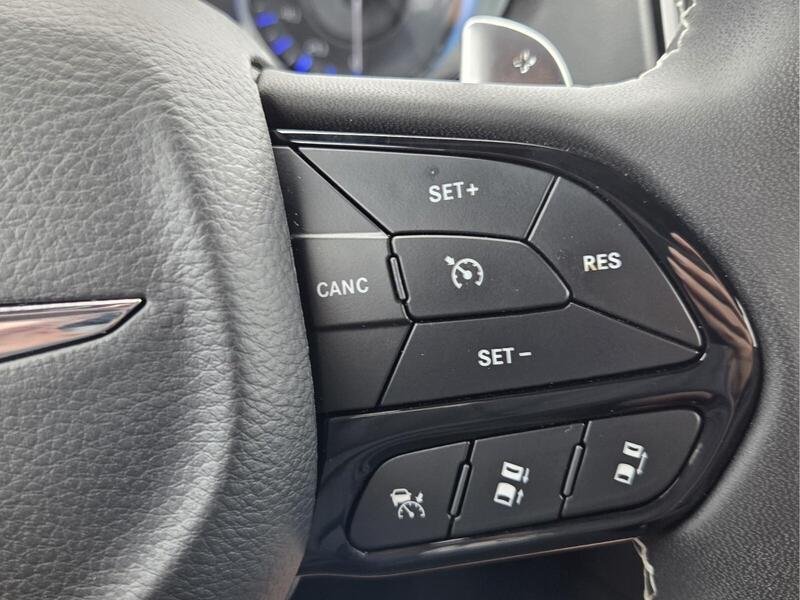 Used 2023 Gloss Black CHRYSLER 300S RWD image 33