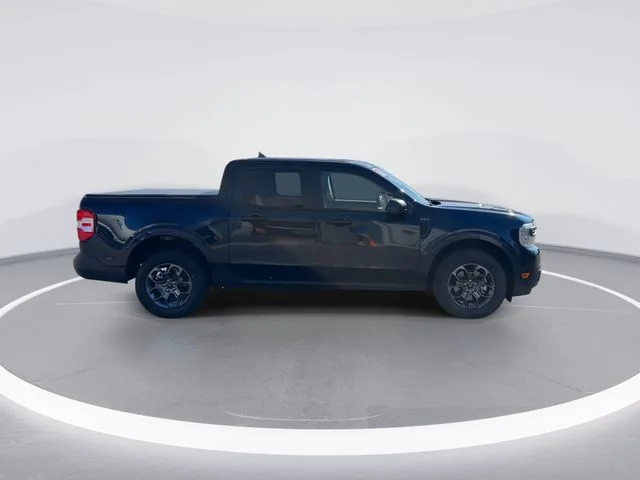 Used 2022 Blue Ford XLT image 8
